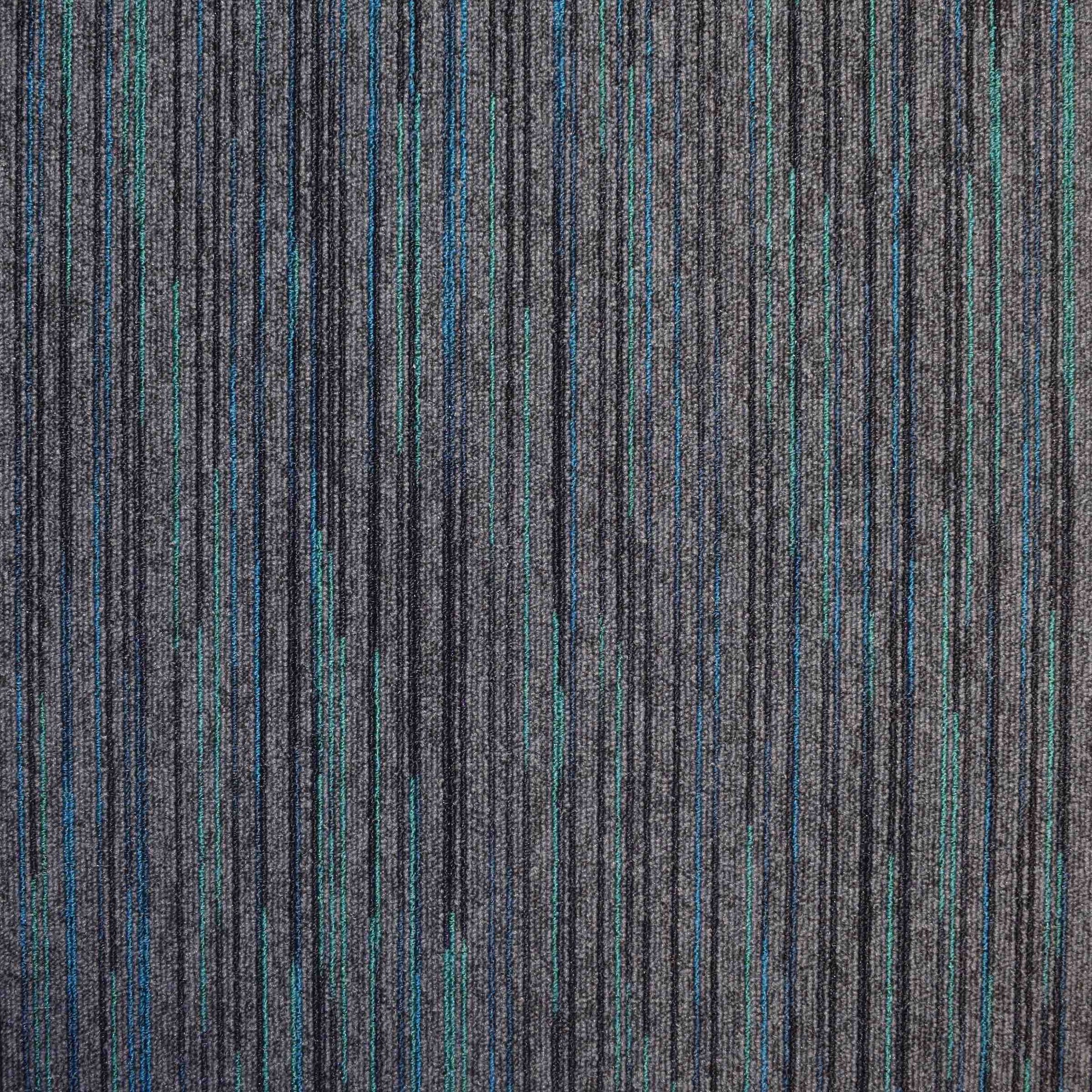 Paragon Strobe Breeze carpet tile